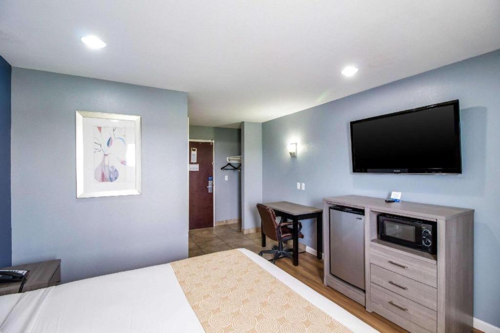 Rodeway Inn & Suites Port Arthur - Groves Εξωτερικό φωτογραφία