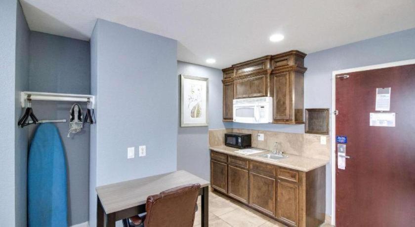 Rodeway Inn & Suites Port Arthur - Groves Εξωτερικό φωτογραφία